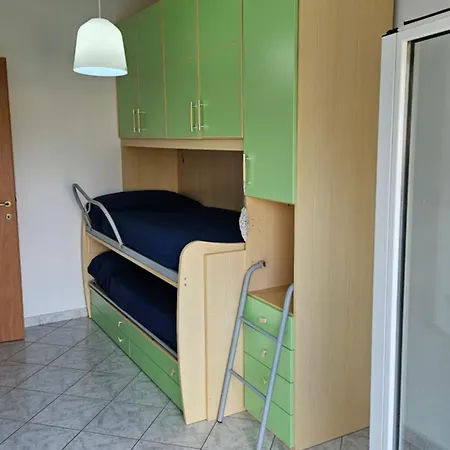 Compatri House *