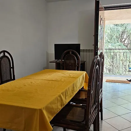 Compatri House